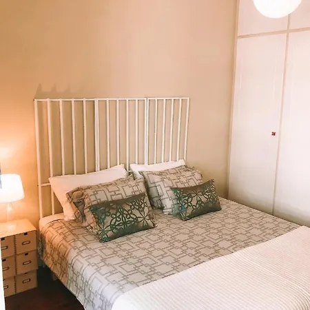 Quarto em Acomodações Particulares 7rios Lisboa